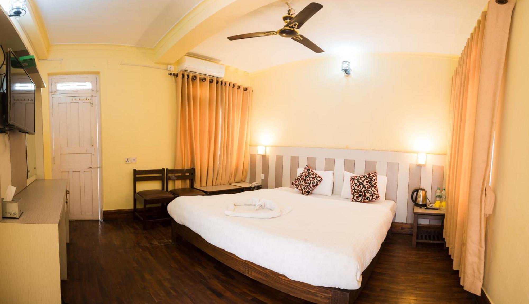 Hotel Angel Покхара Екстер'єр фото